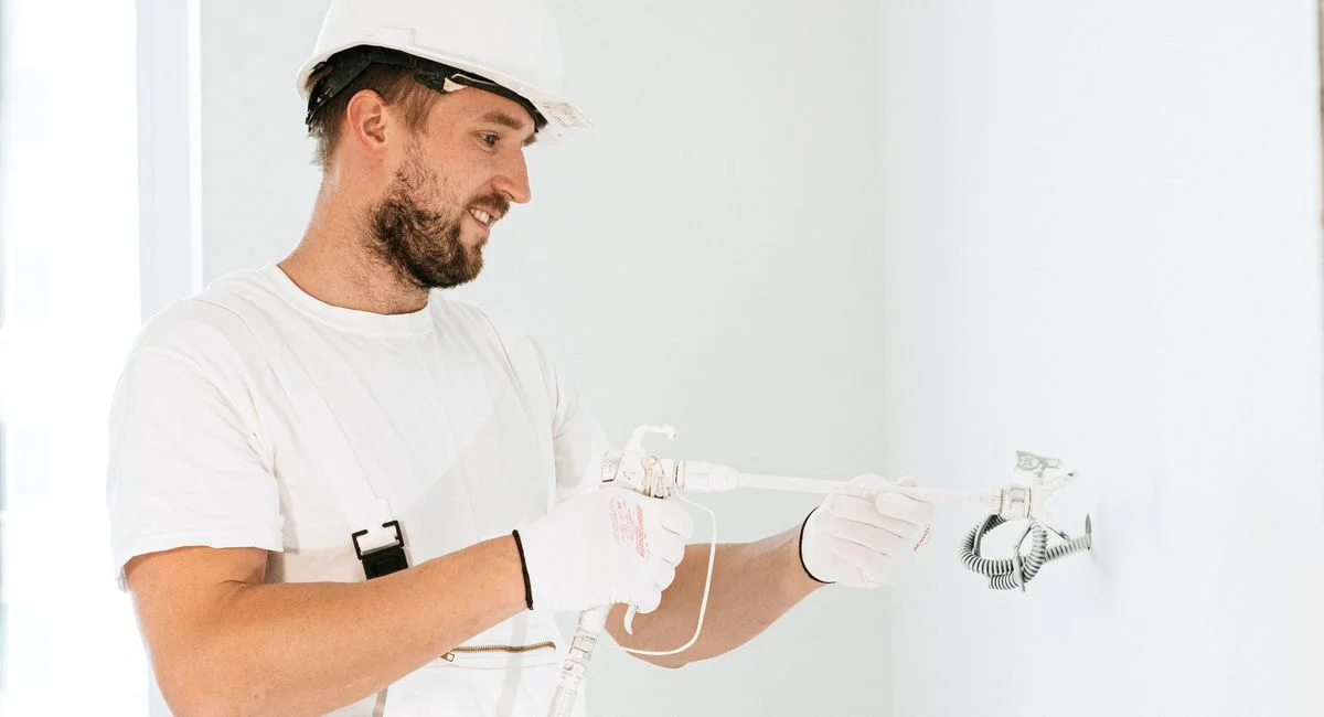 Quel est le prix de l’isolation extérieure pour une maison de 100 m² et comment l’optimiser ?